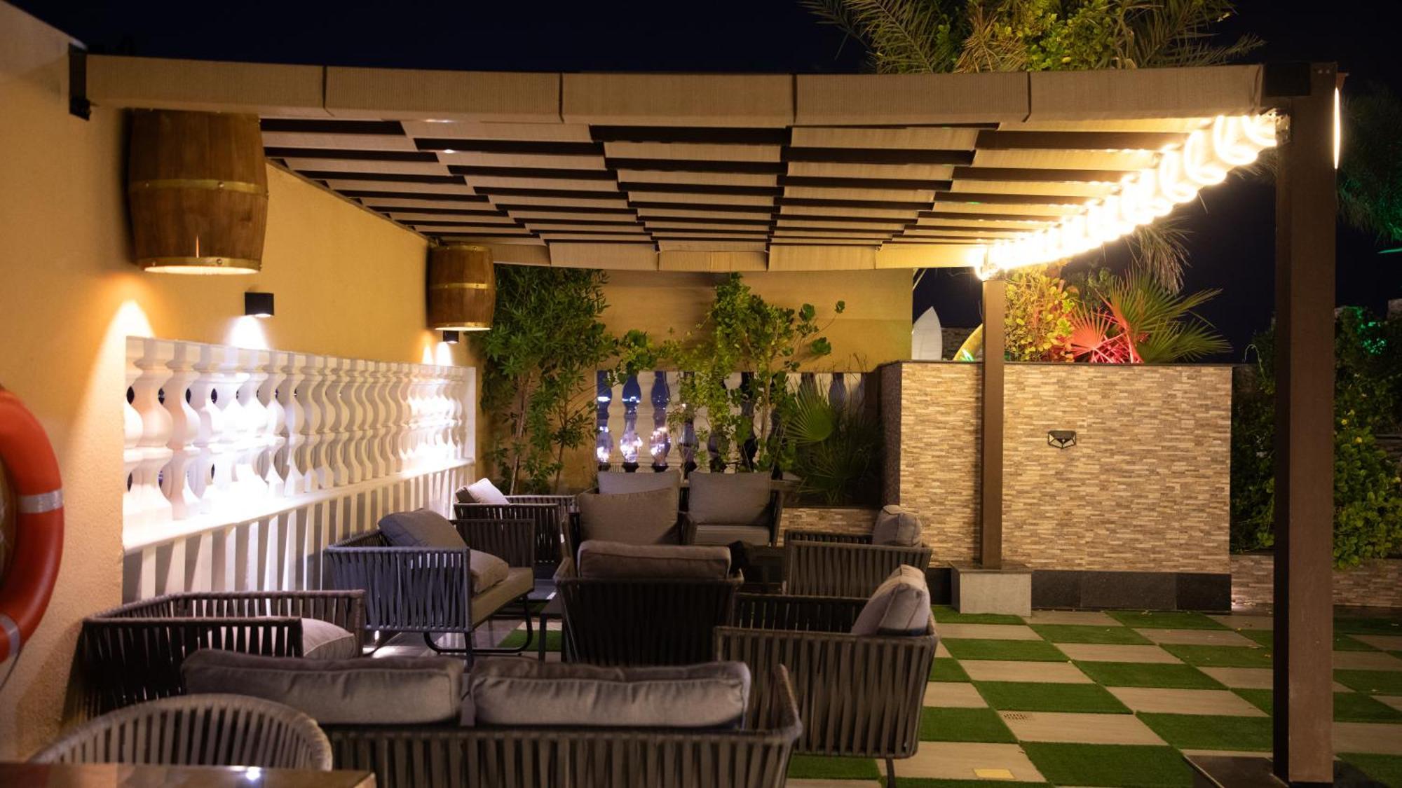 Готель La Zona Continental 4*