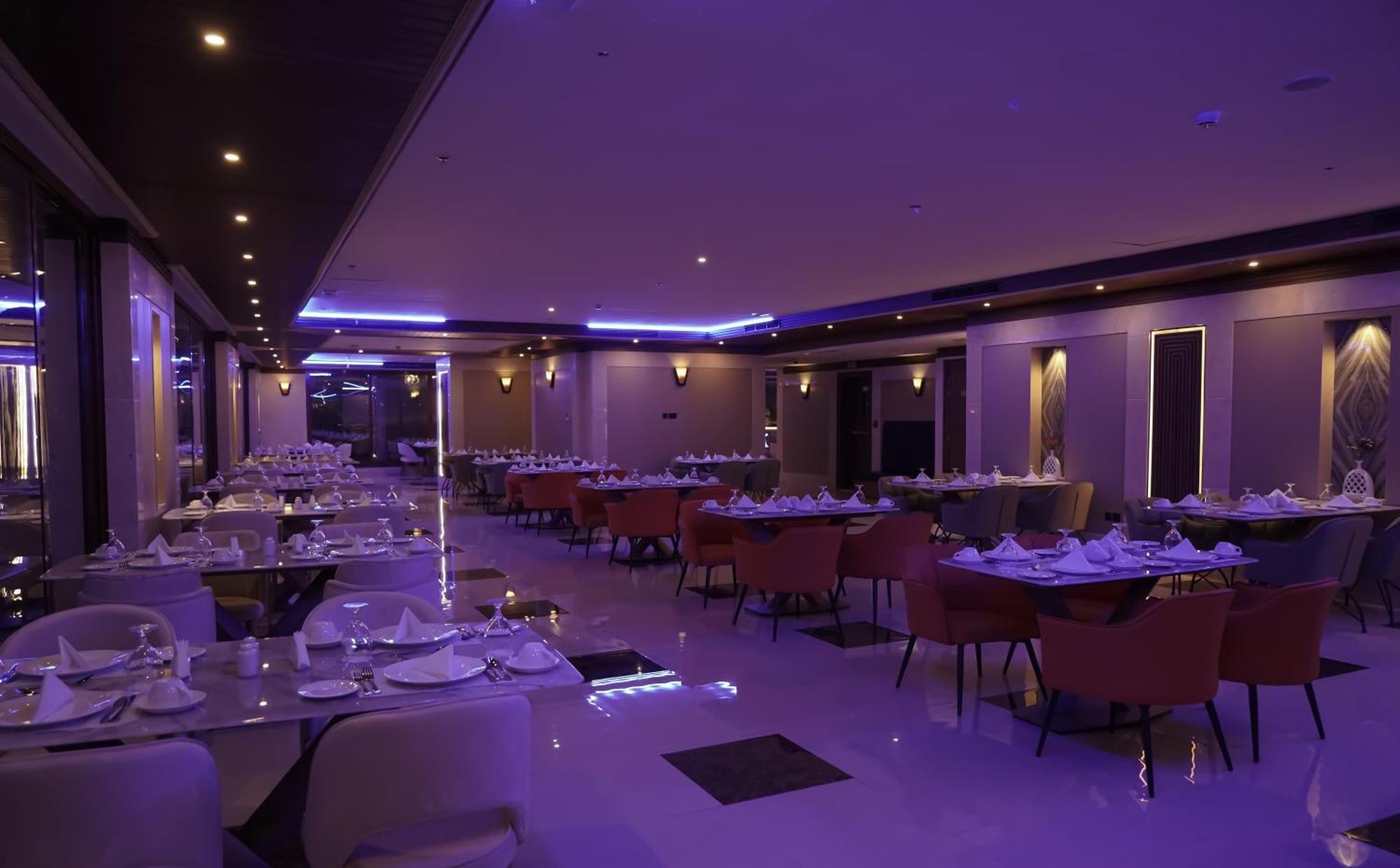 La Zona Continental 4* Дубай